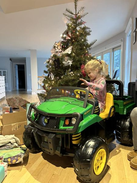 414170695_10105298610623700_995979869175685339_n